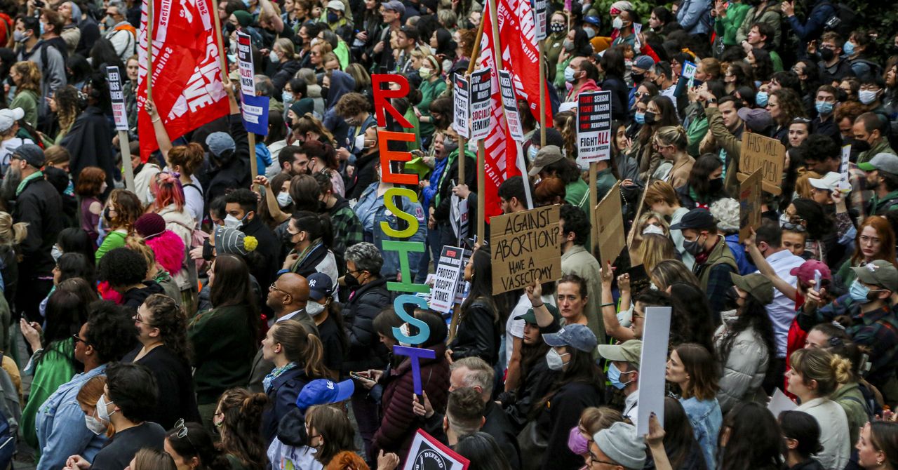 How to Survive a Protest